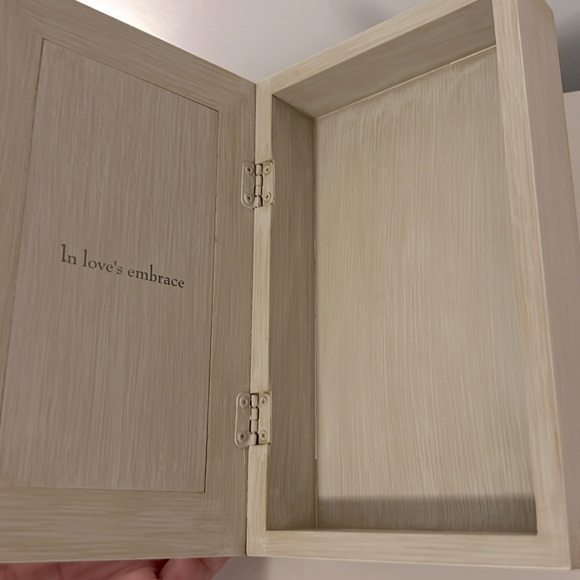 Willow Tree “Embrace” - Picture 4 of 4